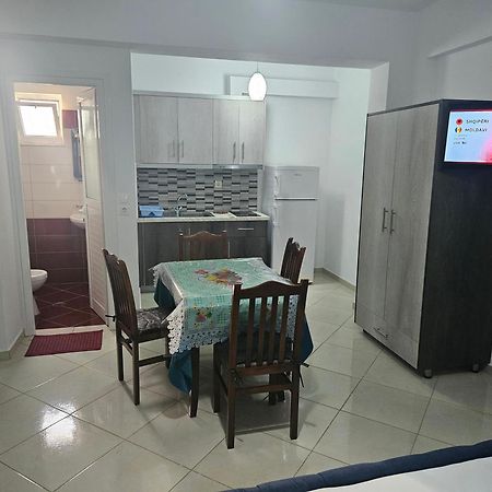 Ylli Mance Apartments Ksamil Ruang foto